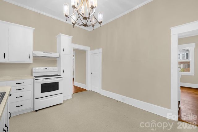 1820 S Park Drive, Reidsville, NC 27320