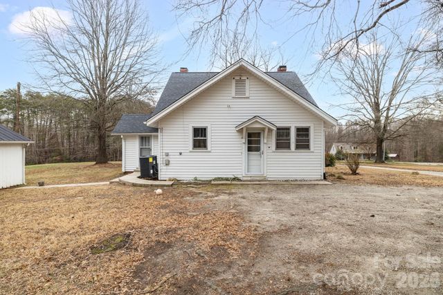 1820 S Park Drive, Reidsville, NC 27320