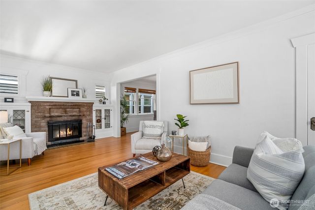 1928 9th Avenue W, Seattle, WA 98119