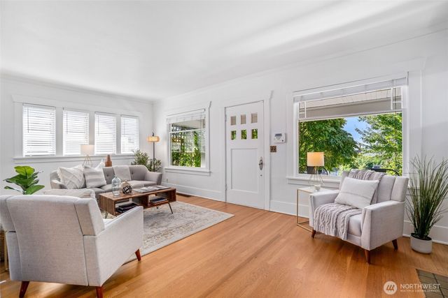 1928 9th Avenue W, Seattle, WA 98119