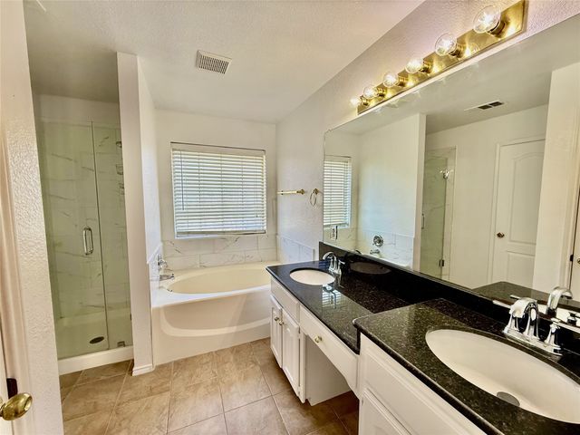 2324 Treyburn Court, Plano, TX 75075