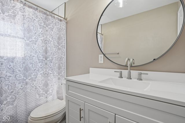 5717 - 5721 W Sr 132, Pendleton, IN 46064