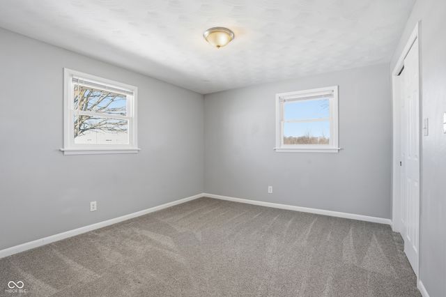 5717 - 5721 W Sr 132, Pendleton, IN 46064