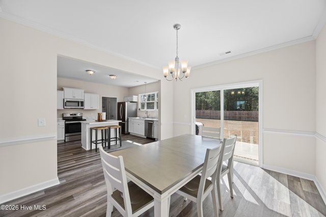 406 Silverstone Place, Hubert, NC 28539