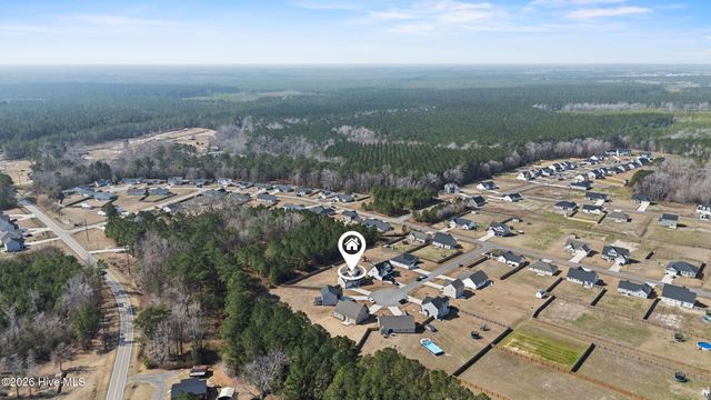 406 Silverstone Place, Hubert, NC 28539