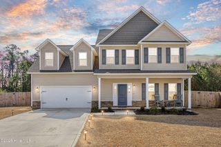 406 Silverstone Place, Hubert, NC 28539