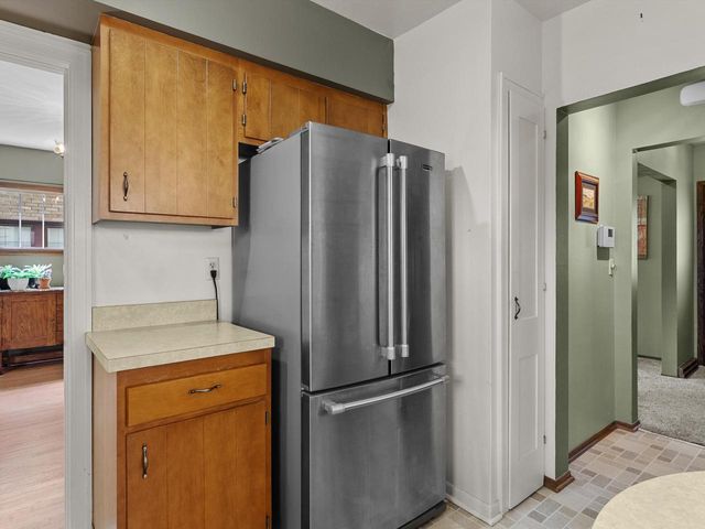 1123 North AVENUE, Sheboygan, WI 53083