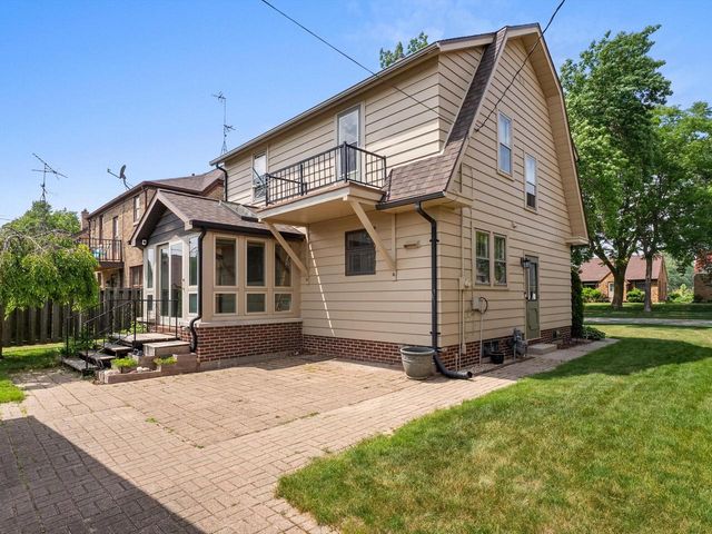 1123 North AVENUE, Sheboygan, WI 53083
