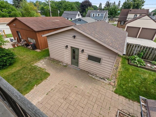 1123 North AVENUE, Sheboygan, WI 53083