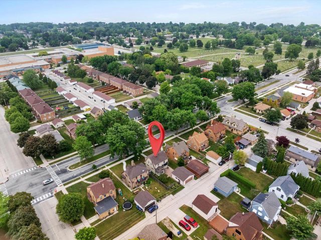 1123 North AVENUE, Sheboygan, WI 53083