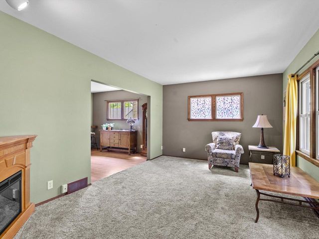 1123 North AVENUE, Sheboygan, WI 53083