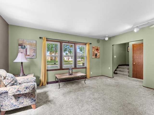 1123 North AVENUE, Sheboygan, WI 53083