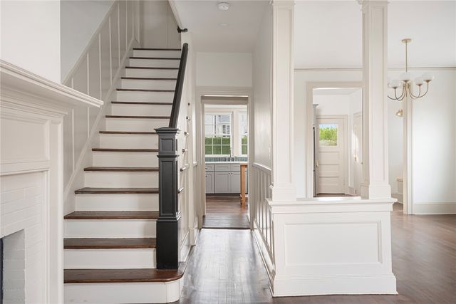 296 Cole Avenue, Providence, RI 02906