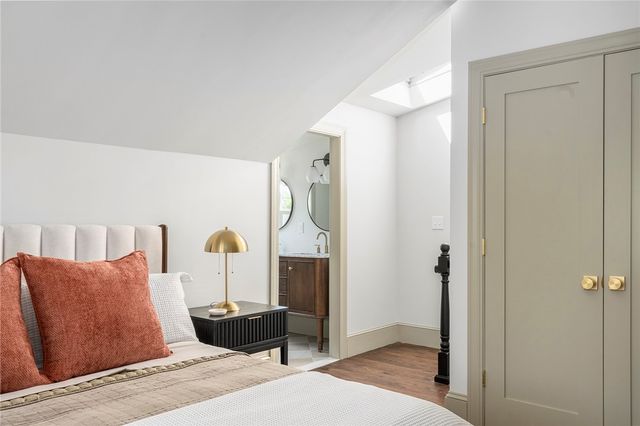 296 Cole Avenue, Providence, RI 02906