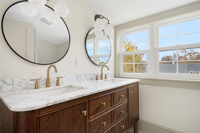 296 Cole Avenue, Providence, RI 02906