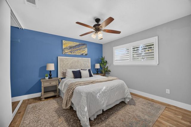 9325 Terra Linda Dr, Elk Grove, CA 95624