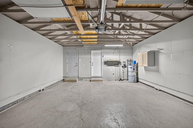 9325 Terra Linda Dr, Elk Grove, CA 95624