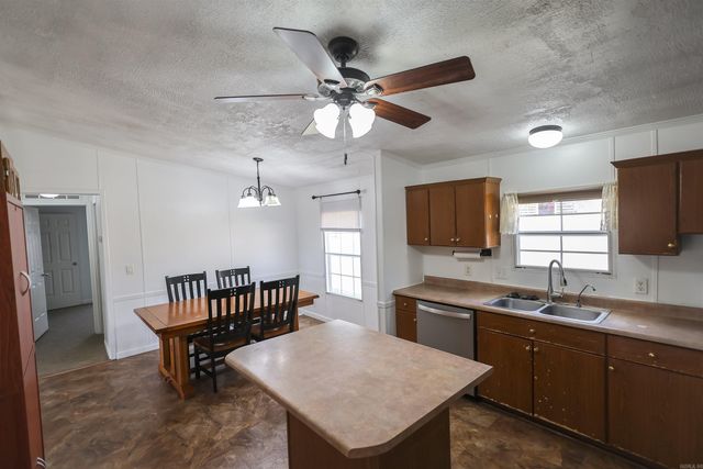 759 N BUMBLEBEE, Glenwood, AR 71943