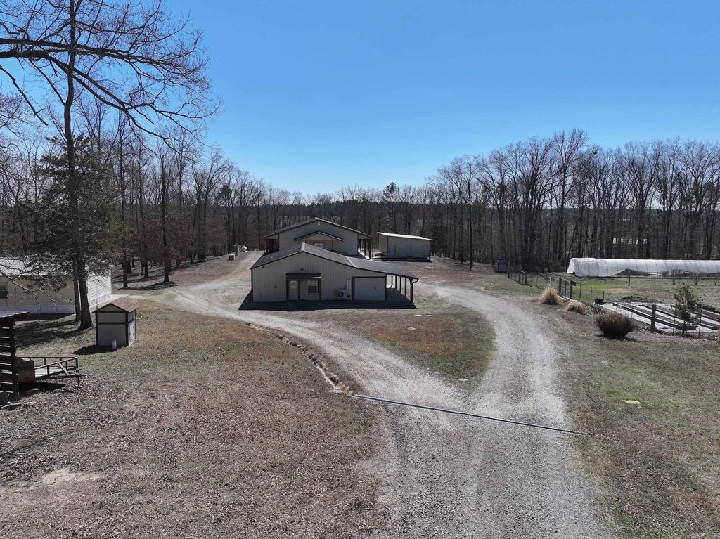 759 N BUMBLEBEE, Glenwood, AR 71943