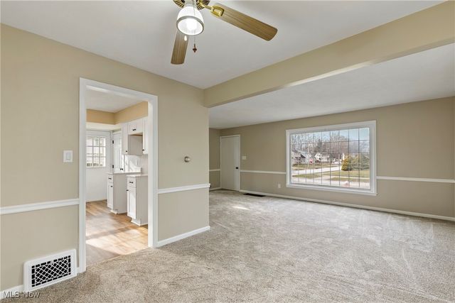 2577 Hawthorne Road, Cuyahoga Falls, OH 44221