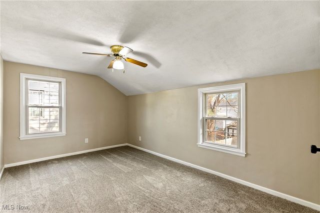 2577 Hawthorne Road, Cuyahoga Falls, OH 44221