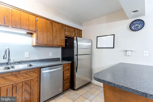 1803 BAYFIELD CT, State College, PA 16801