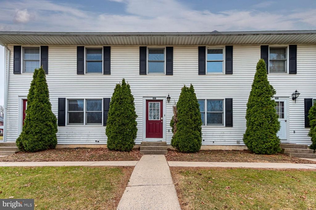 1803 BAYFIELD CT, State College, PA 16801