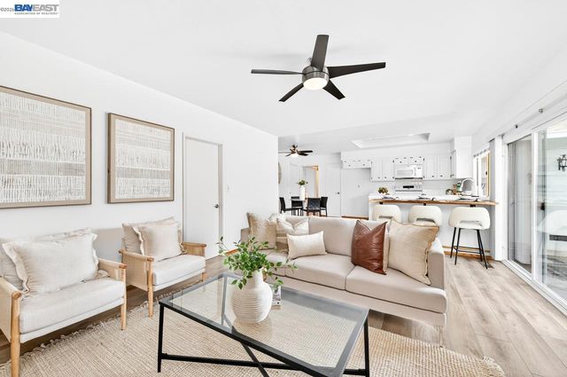 7449 Muirwood Ct, Pleasanton, CA 94588