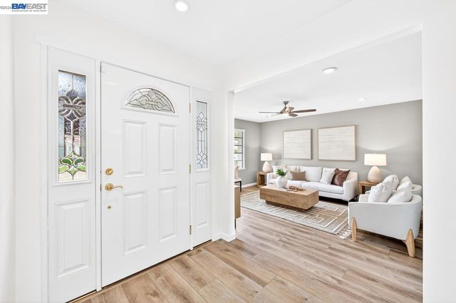 7449 Muirwood Ct, Pleasanton, CA 94588