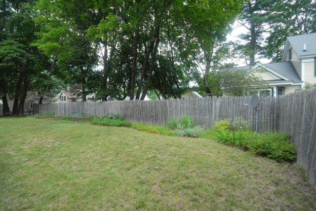 1574 Main St. 1574, Concord, MA 01742