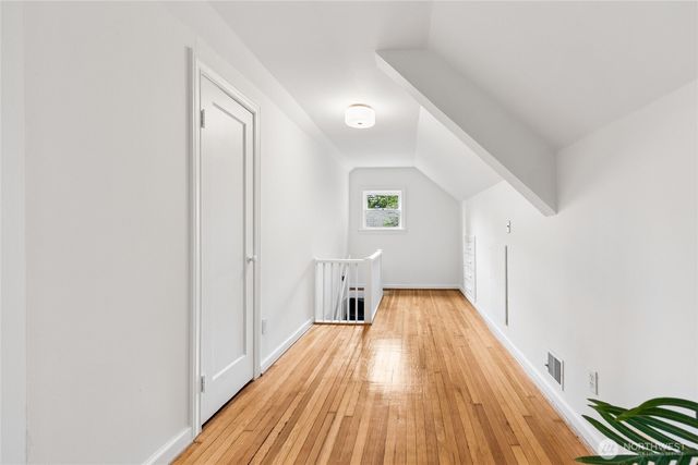 8042 11th Avenue NW, Seattle, WA 98117