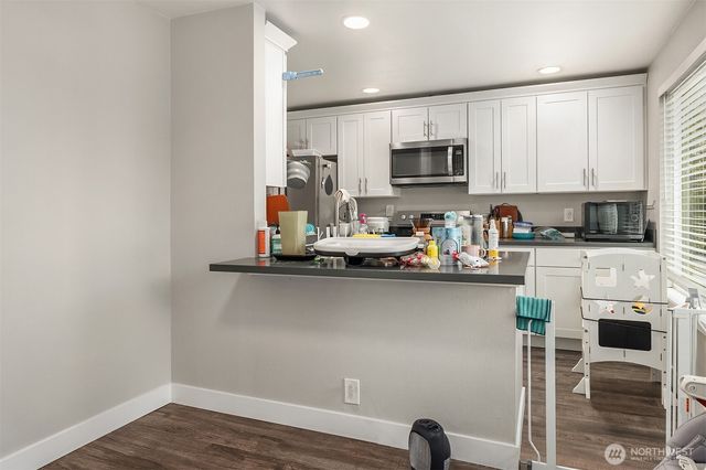 21404 46th Place W, Mountlake Terrace, WA 98043