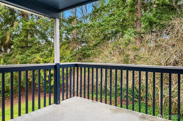 21404 46th Place W, Mountlake Terrace, WA 98043