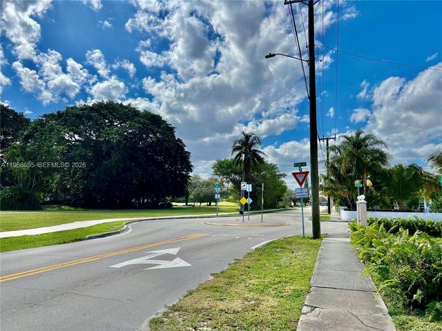 1623 Johnson St 1623, Hollywood, FL 33020