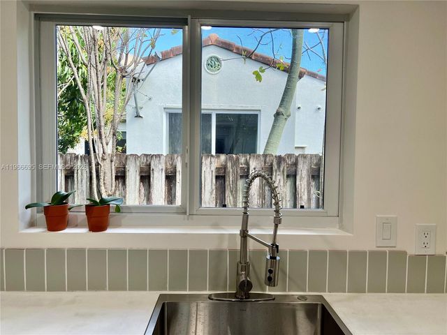 1623 Johnson St 1623, Hollywood, FL 33020