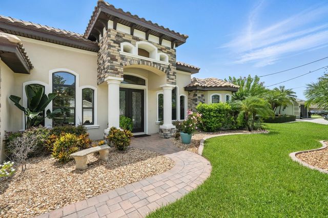 42 Felwood Ln, Palm Coast, FL 32137