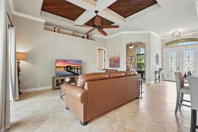 42 Felwood Ln, Palm Coast, FL 32137