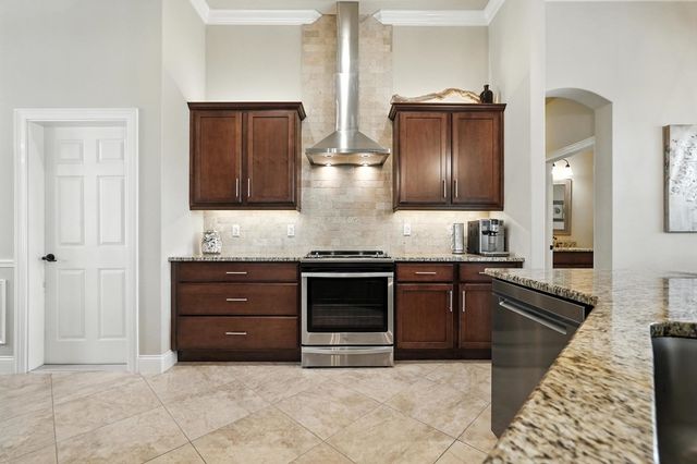 42 Felwood Ln, Palm Coast, FL 32137