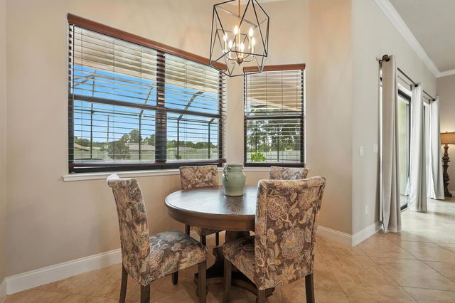 42 Felwood Ln, Palm Coast, FL 32137