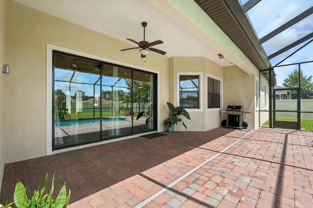 42 Felwood Ln, Palm Coast, FL 32137