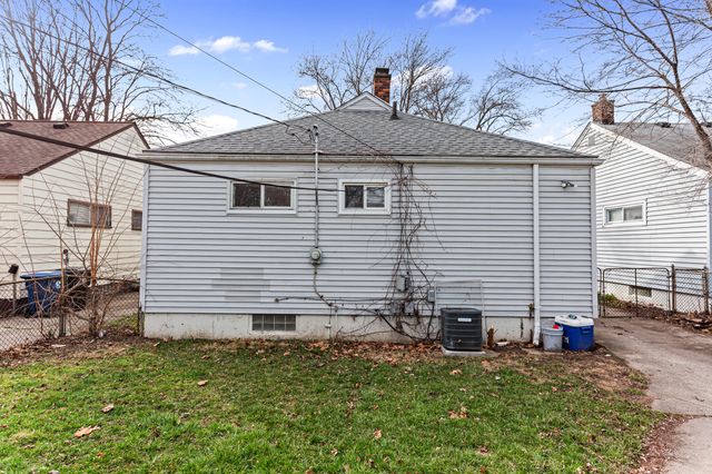 20524 Indian, Redford, MI 48240