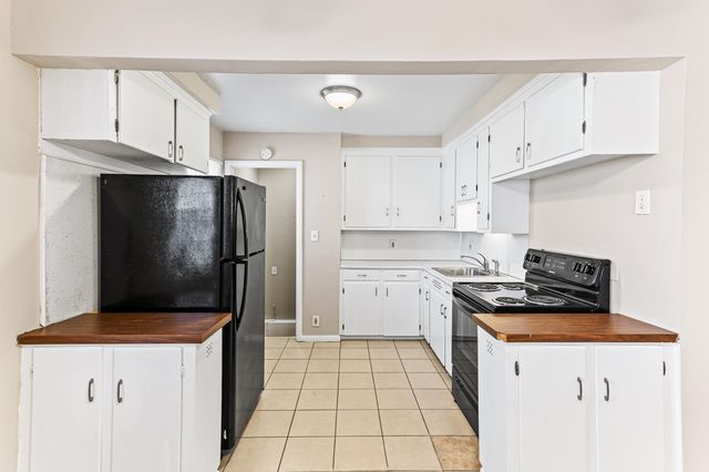 20524 Indian, Redford, MI 48240