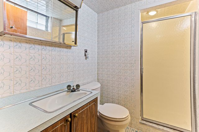 20524 Indian, Redford, MI 48240