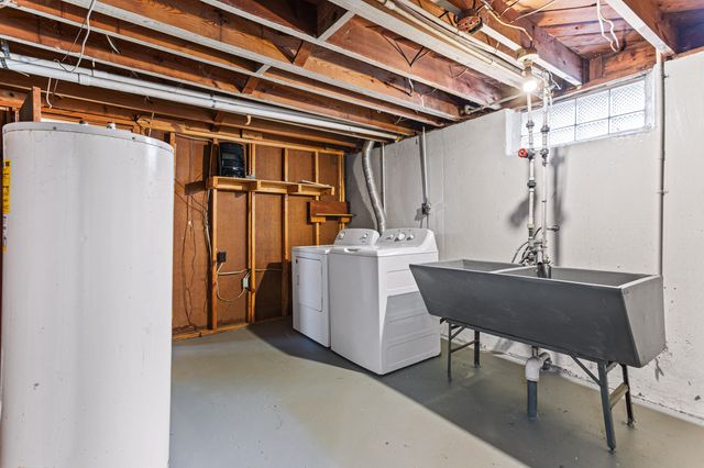 20524 Indian, Redford, MI 48240