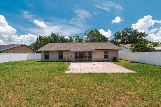 7504 N SANIBEL CIRCLE, Temple Terrace, FL 33637