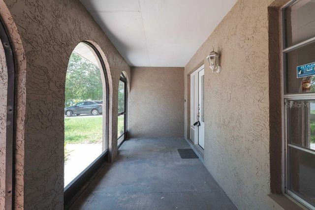 7504 N SANIBEL CIRCLE, Temple Terrace, FL 33637