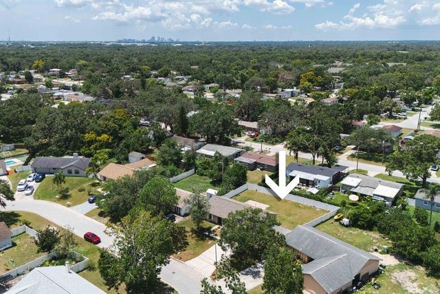 7504 N SANIBEL CIRCLE, Temple Terrace, FL 33637