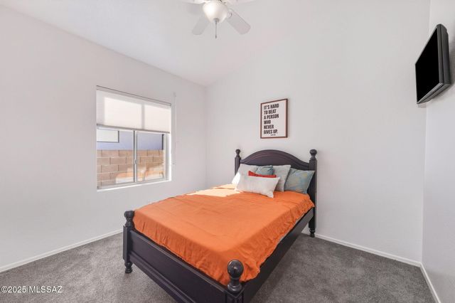 7589 E Vía Los Arbustos, Tucson, AZ 85750