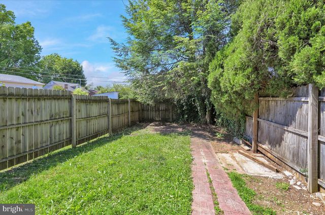 104 CARROLL ST, Reading, PA 19611