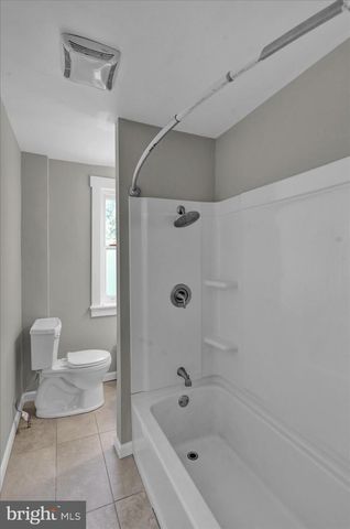 104 CARROLL ST, Reading, PA 19611